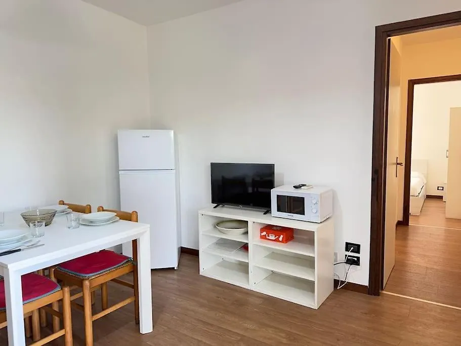 5' From Punta Gro Beach With Free Swimming Pool Sirmione