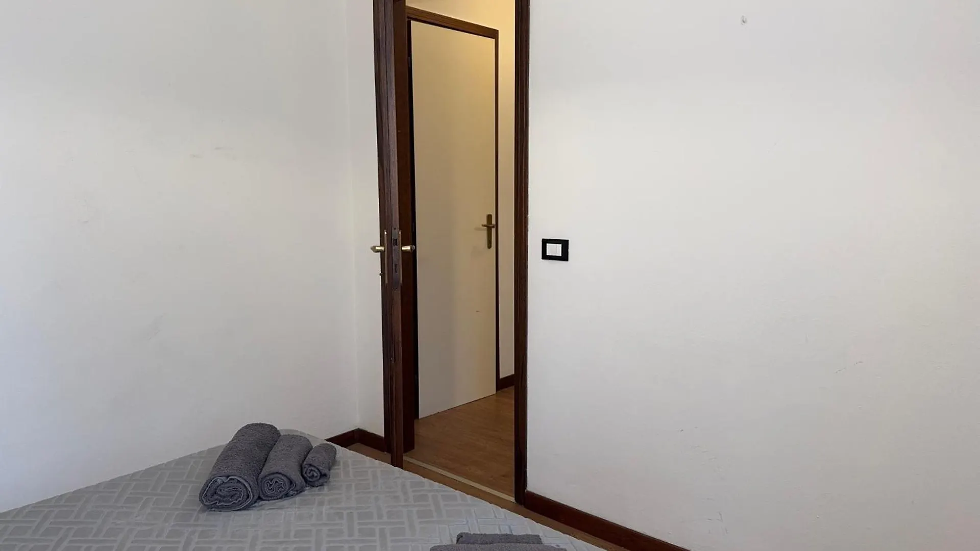 5' From Punta Gro Beach With Free Swimming Pool Sirmione Italy